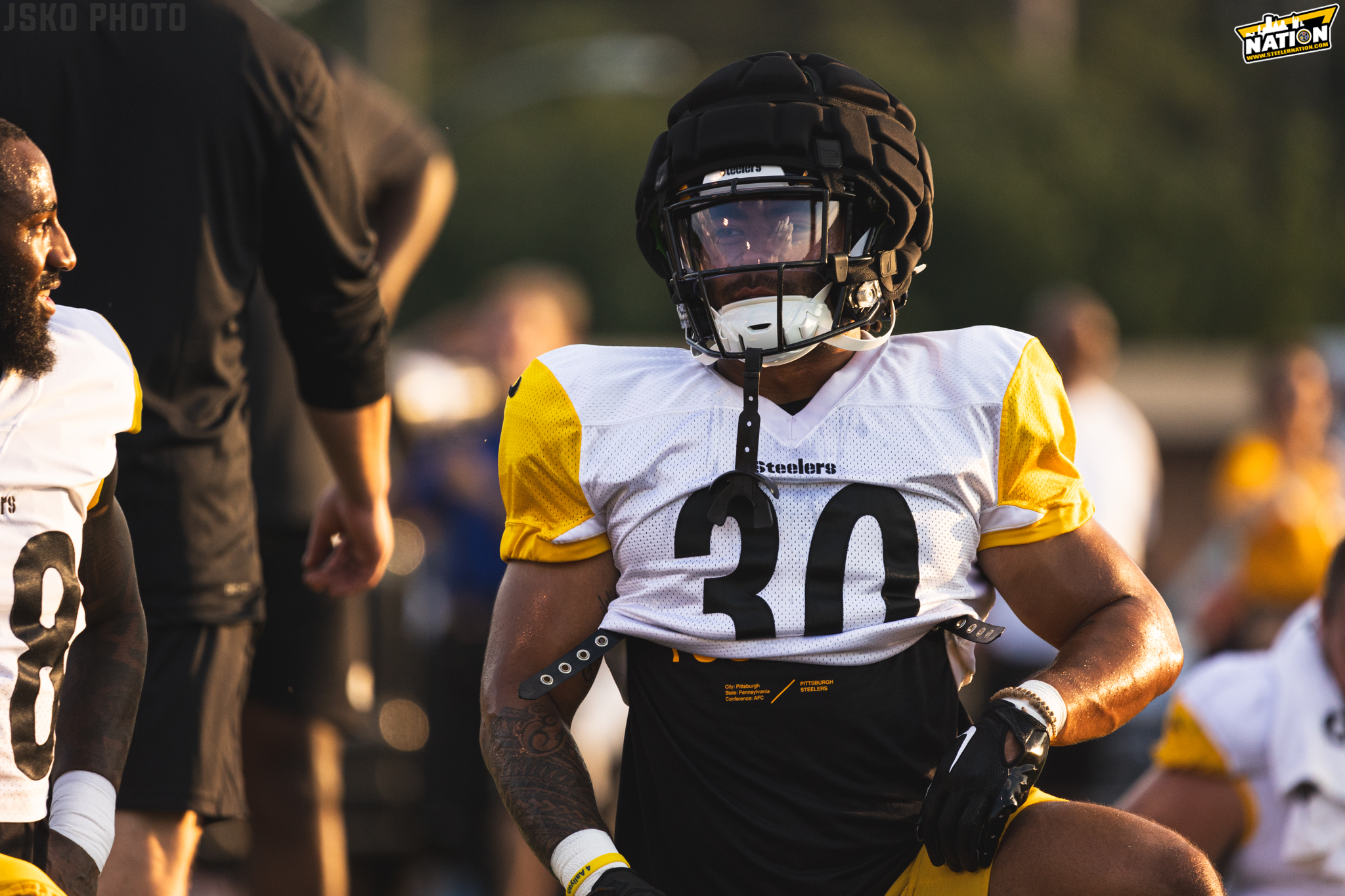 Steelers' Jaylen Warren Will Be The Superior Weapon In 2024 And Prove